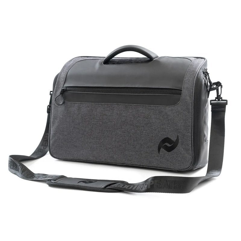 Travel Case c16798e0 fa94 4f40 aa3c 0f3aa4dfd785