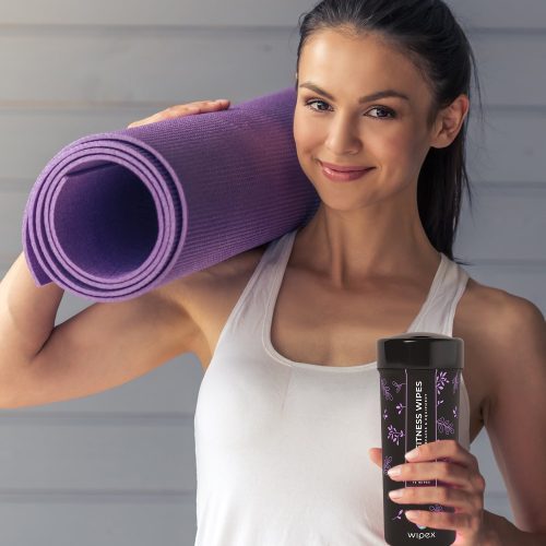 Wipex fitness lav Yoga lady holding canister